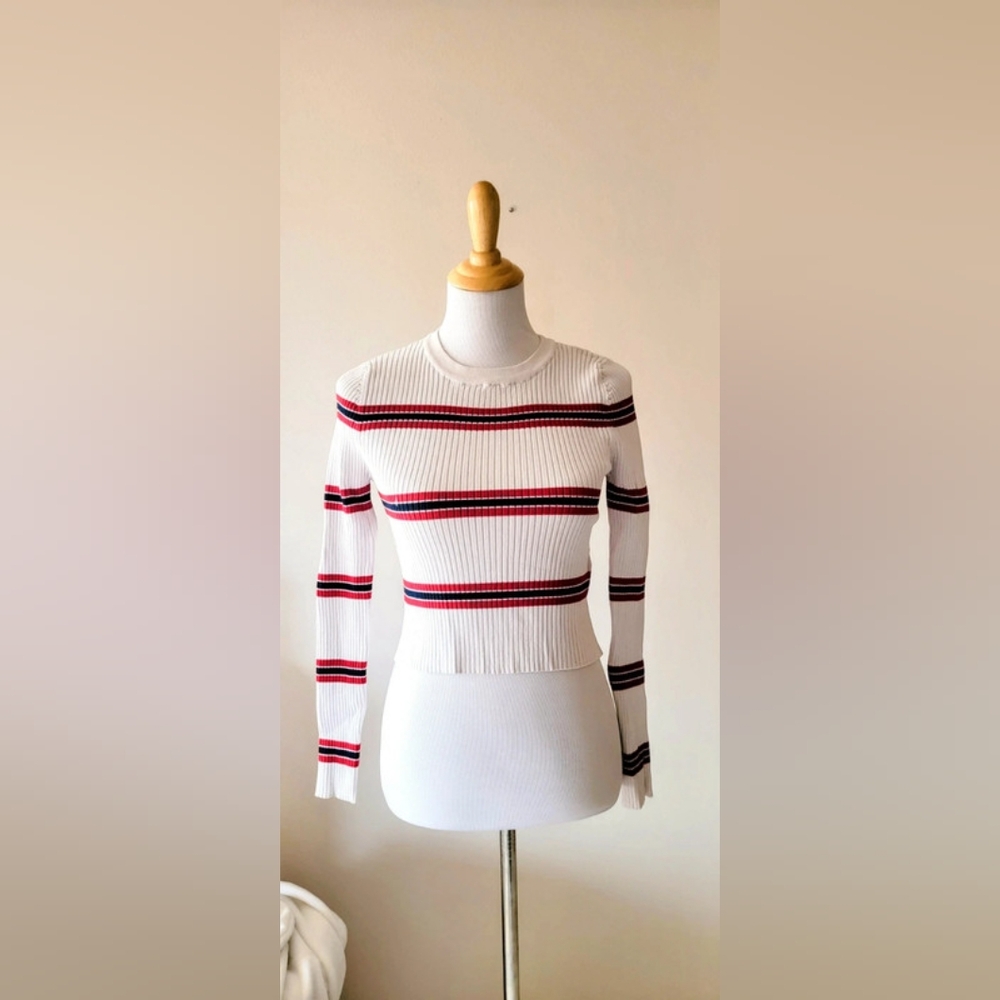 Forever 21 Cream Ribbed Sweater